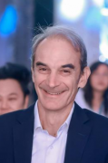 至完全不异的给到中国的客户
